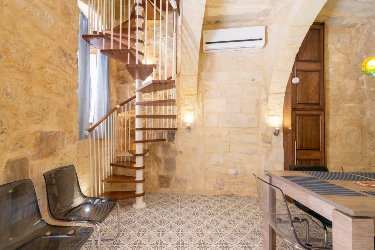 16 Lettings - Charming Character House Villa Birgu Luaran gambar